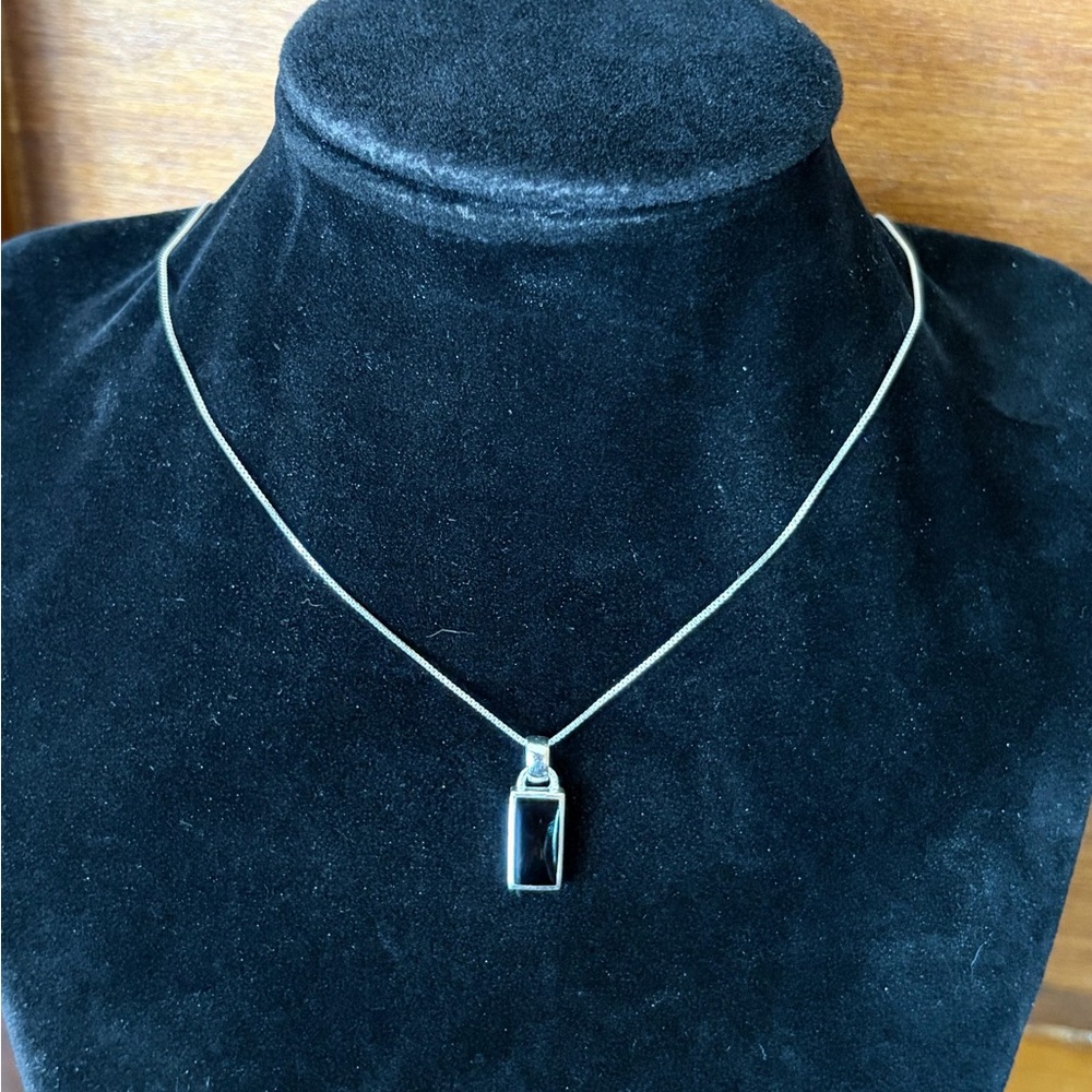 Onyx Su Thailand 925 earring necklace set $54 - Picture 7 of 12